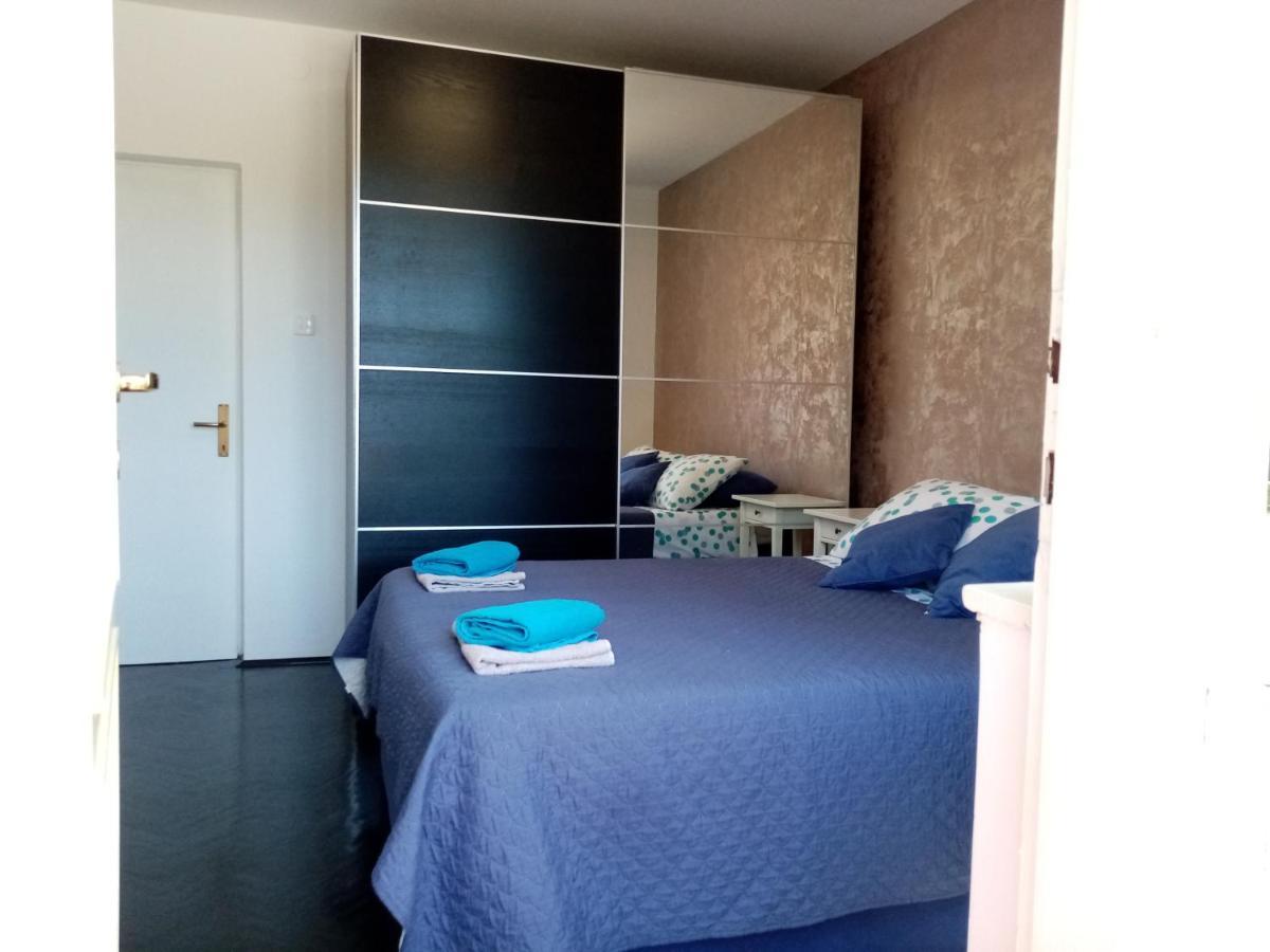 Jan Appartamento Rovigno Esterno foto